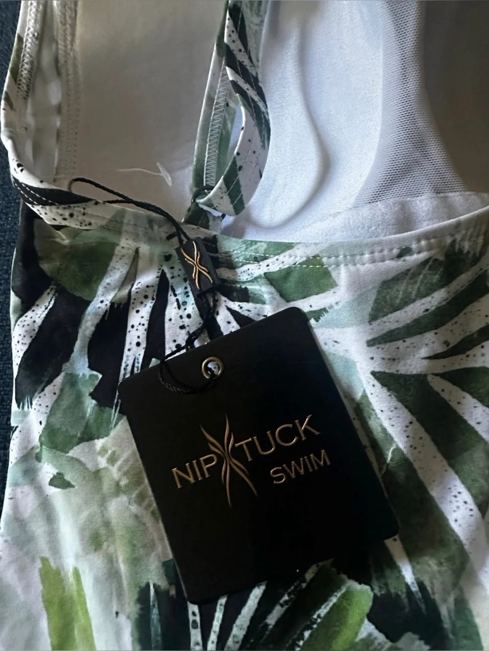 Nip Tuck flattering green